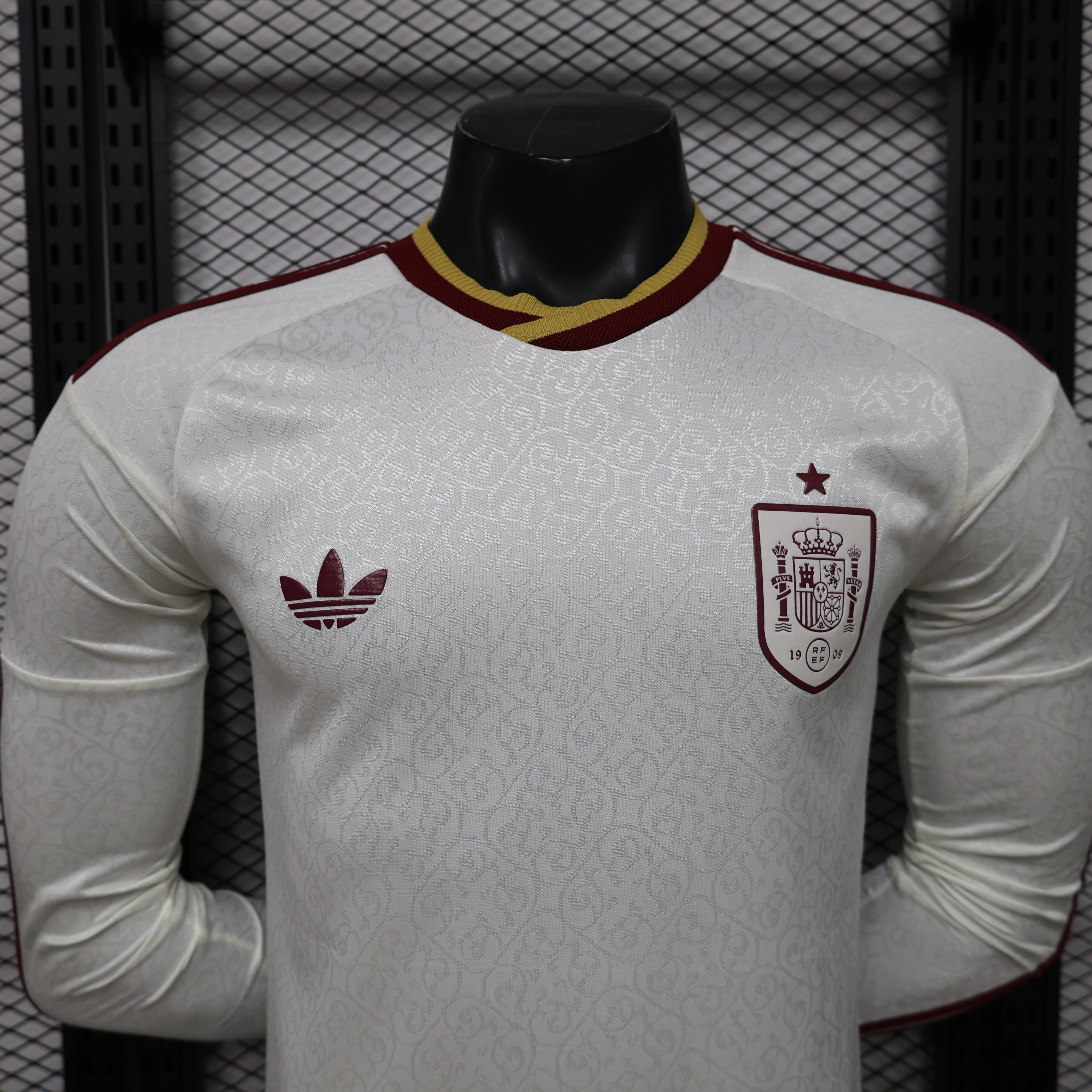 Spain 2026 World Cup Away Long-Sleeve Jersey (Player Version)