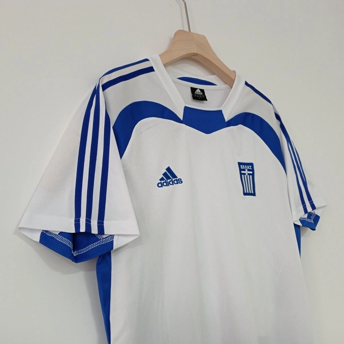 2004 Greece Home Retro Football Jersey Fan version