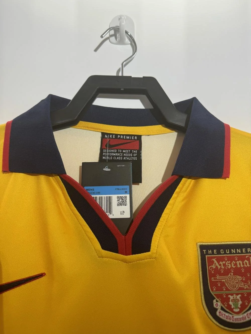 Arsenal Retro  Away Football Shirt 1997-1999
