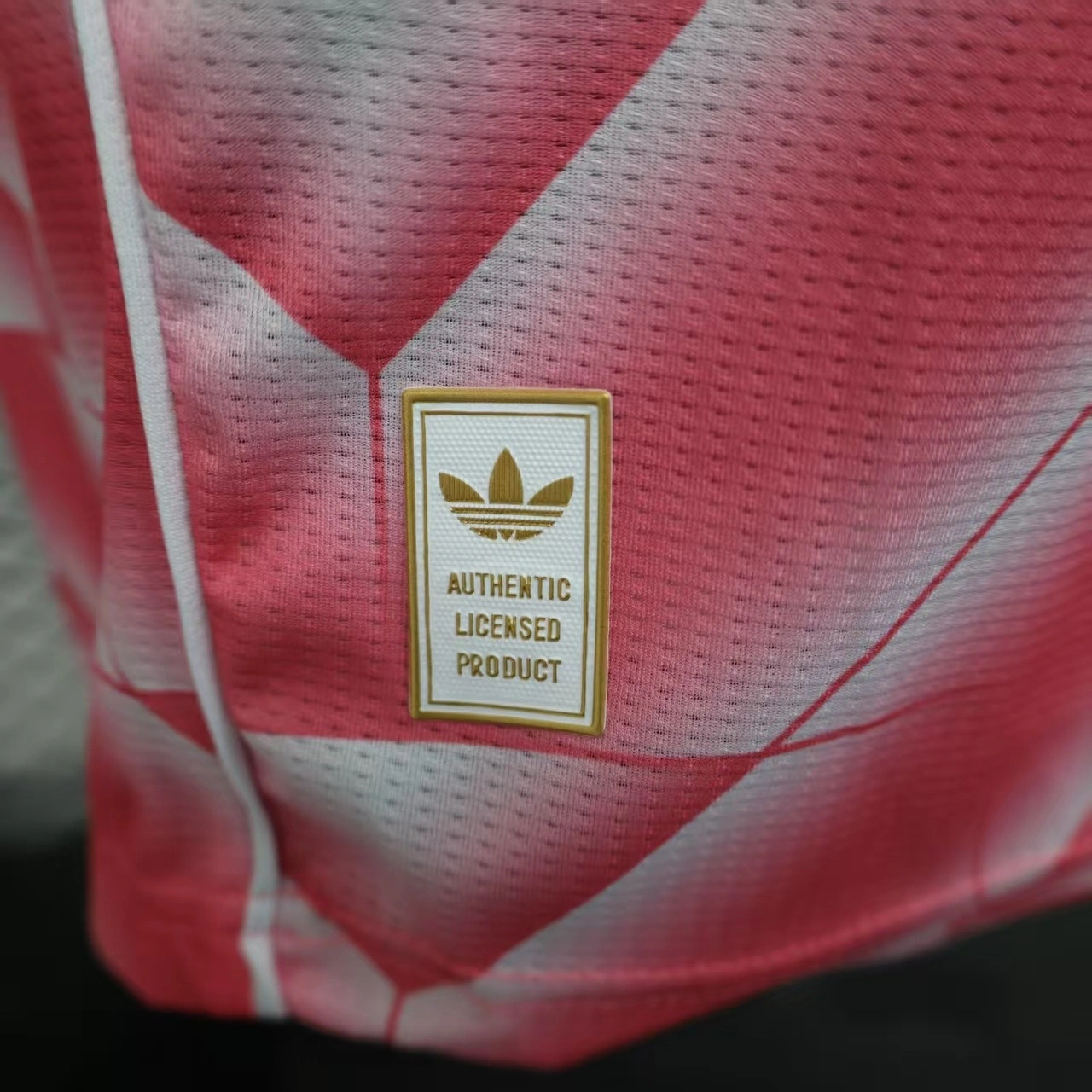 2025-26 Real Madrid Pink Special Edition Soccer jersey Player version