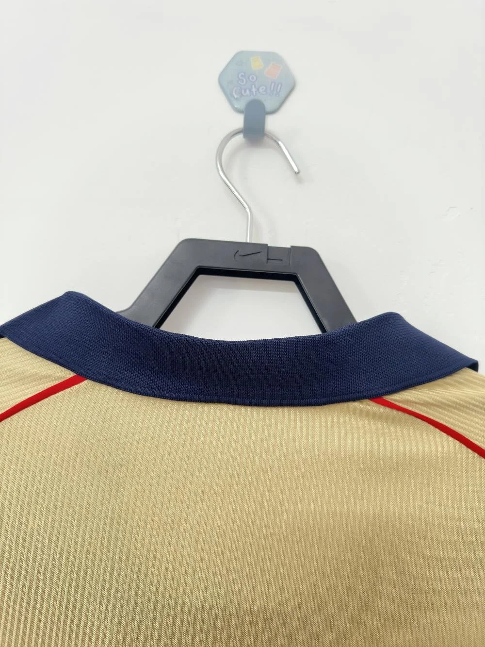 Arsenal Retro  Away Football Shirt 2001/2002