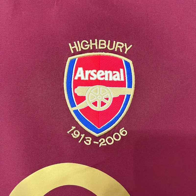 05-06 Arsenal Henry #14 Bergkamp #10 Pires #7 FABREGAS #15 Retro Jersey Home