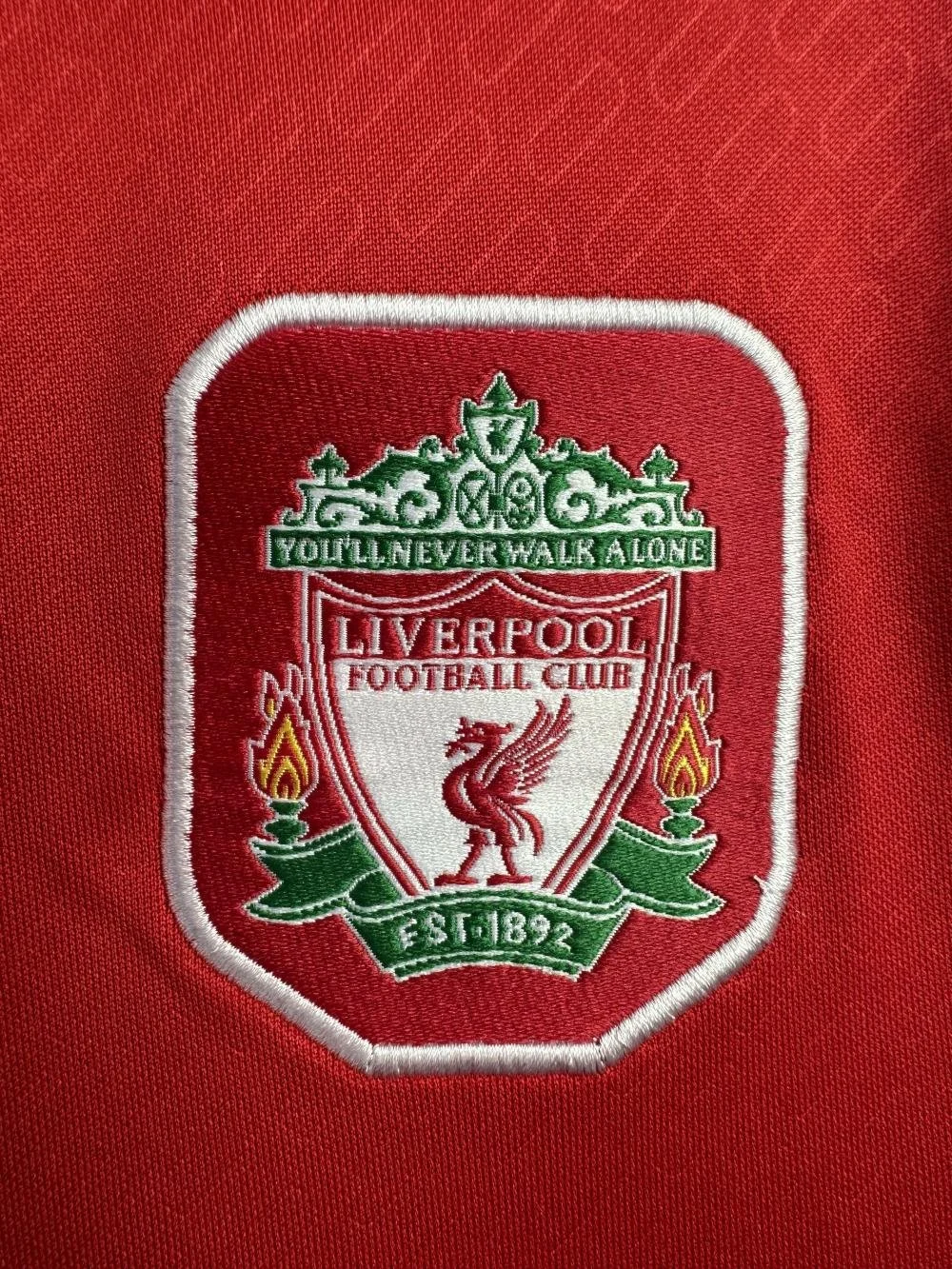 Retro Liverpool FC Home Football Jersey Long Sleeve 2004/2005
