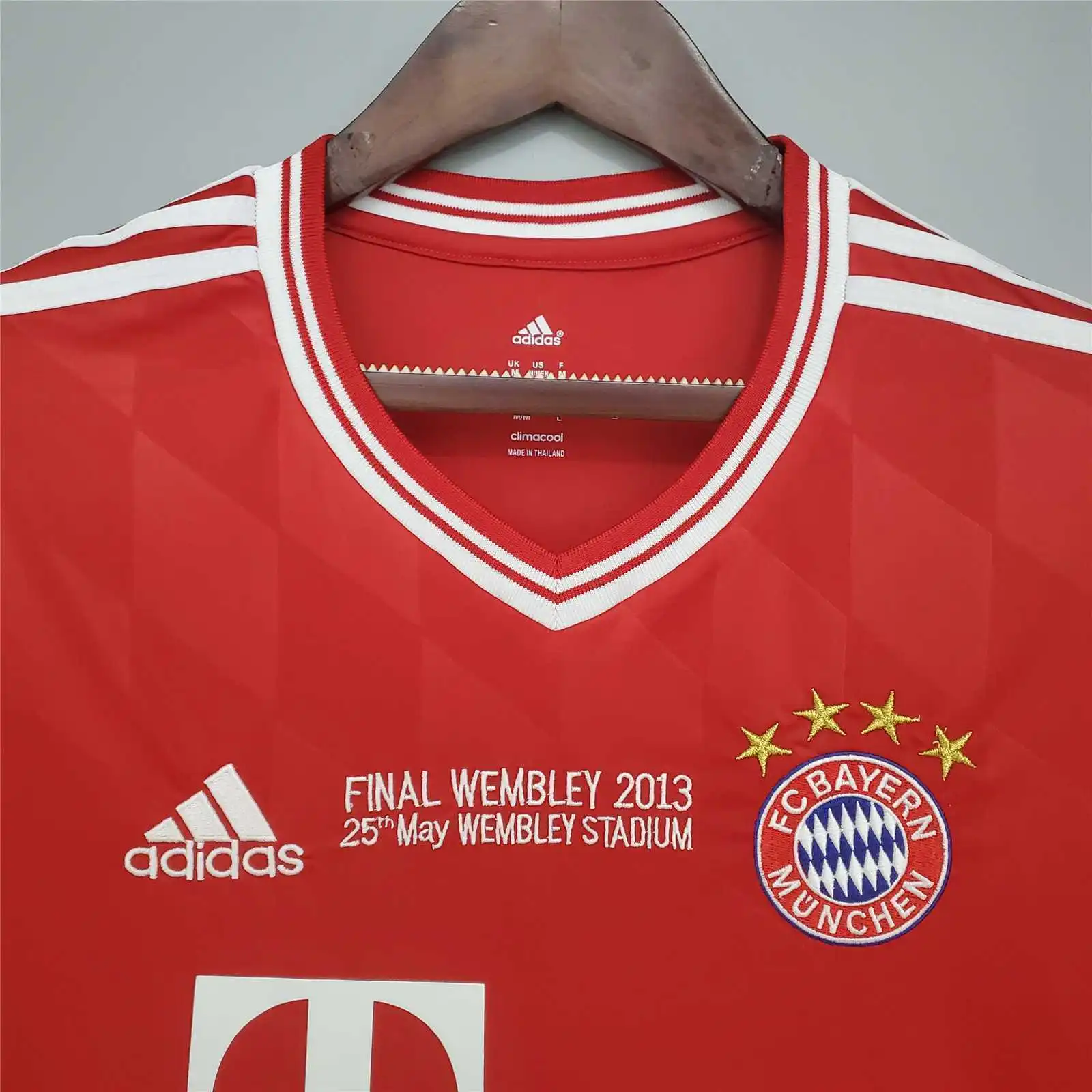 13-14 Bayern Munich Home Retro Football jersey Fan version
