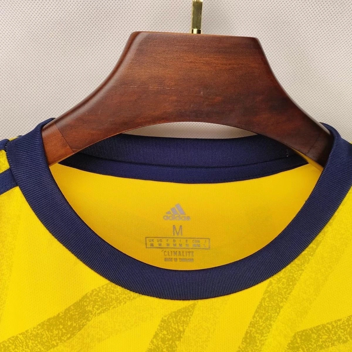 19-20 Arsenal Away Retro Soccer jersey Fan version